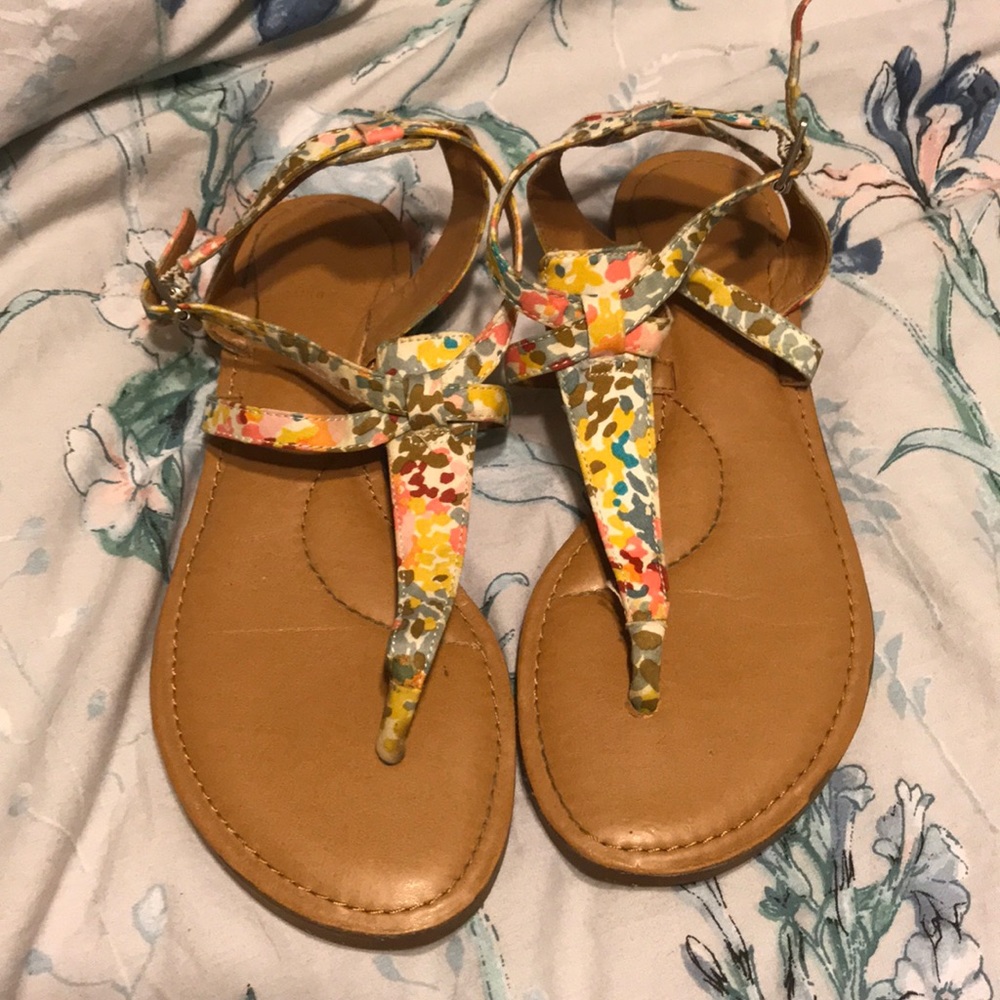 Gianni Bini sandals